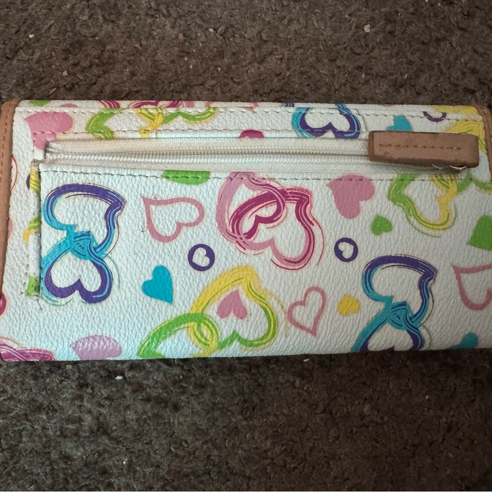 Colorful Heart Pattern Trifold Wallet - Picture 2 of 4